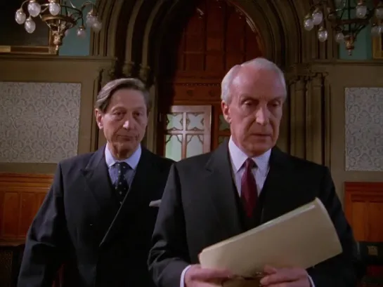 House of Cards - (To play the King) - EP4 - Ian Richardson [ENG SUB] 1993