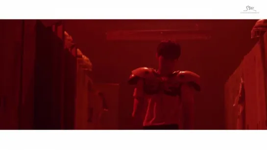 'LOVE ME RIGHT' MV unreleased clip3 SUHO & D.O. Ver.