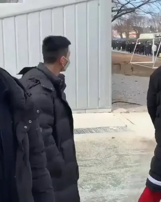 [FANCAM] 190207 Минхёк в день зачисления на военную службу