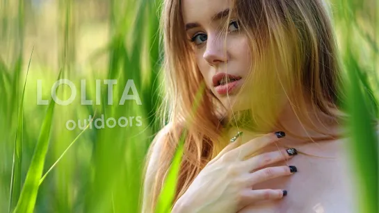 Lolita - outdoors