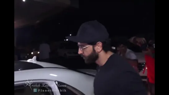 Video 1 - Spotted Hrithik on a movie... - Hrithik Roshan Planet