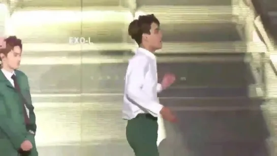 [FANCAM] 160114 Kai chanting EXO-L with EXO @ 25th Seoul Music Awards