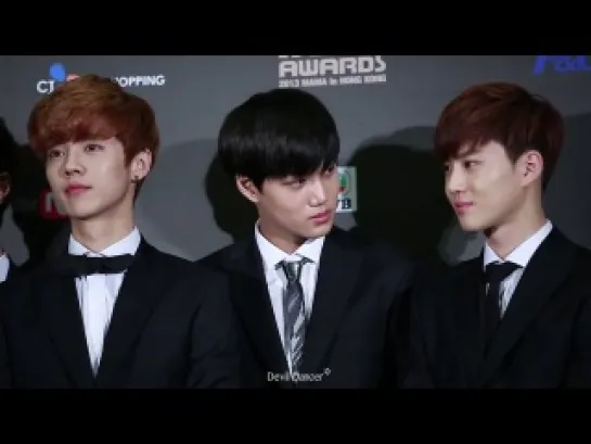 131122 Kai Focus  @  MAMA 2013 Press Conference