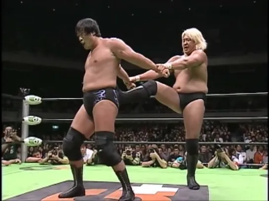 Kenta Kobashi (c) vs. Yoshihiro Takayama - 25.04.2004 (NOAH Encountering Navigation 2004 - Day 14)