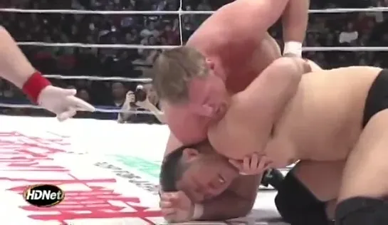 Josh Barnett vs. Hideki Suzuki - 31.12.2011 (DREAM/IGF Fight For Japan ~ Genki Desu Ka? New Year's Eve!! 2011)