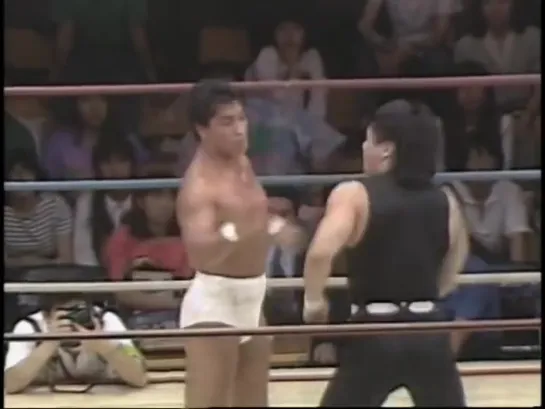 Yoshihiro Asai (c) vs. Negro Casas - 07.06.1990 (UWF/FULL)