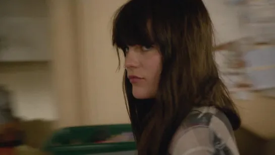 Emma Greenwell Ass - Shameless s03e02 (2013) 1080p