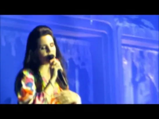 Lana Del Rey – Born To Die (Live @ «Paradise Tour»: Мюнхен, Германия; 25 апреля 2013)