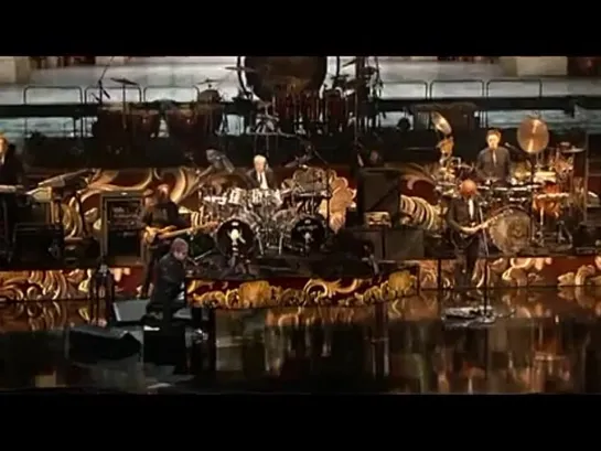 Elton John's show - The Million Dollar Piano 2014