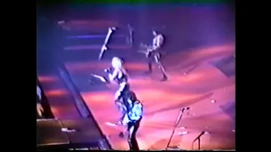 Motley Crue- Live at Veterans Memorial Auditorium, Des Moines 1987