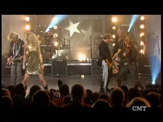 Def Leppard & Taylor Swift - Pour Some Sugar On Me (Country Music Television)