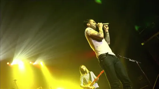 Maroon 5 - Live at Casino de Paris 2011