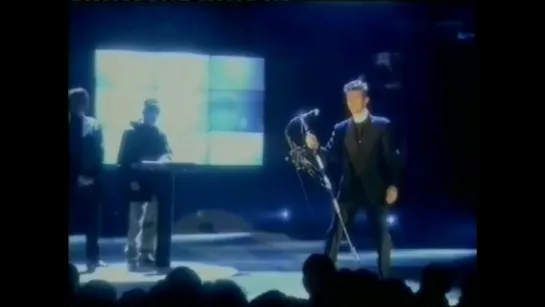 David Bowie & Pet Shop Boys - Hallo Spaceboy (Live, Brit Awards) (1996)