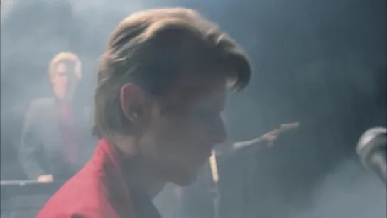 David Bowie - Station To Station (Live, excerpt from 'Christiane F.') (1980)