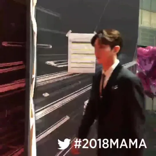 [VK][12.12.2018] MnetMAMA Twitter Update