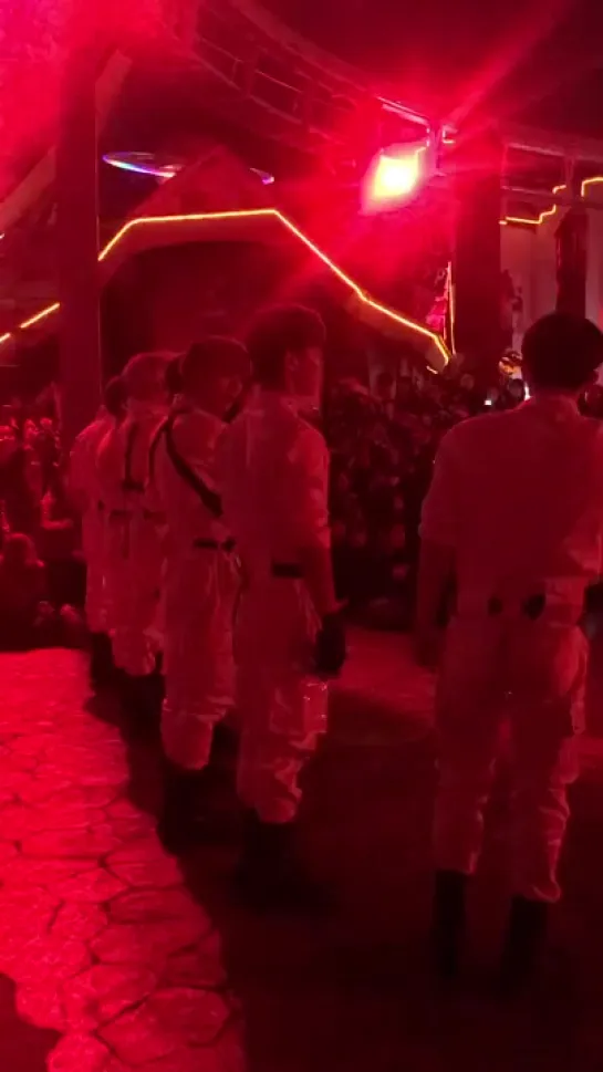 [Fancam][04.11.2018] MONSTA X in Lotte World