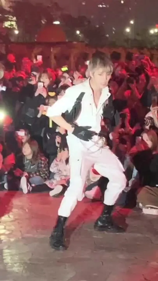 [Fancam][04.11.2018] MONSTA X in Lotte World