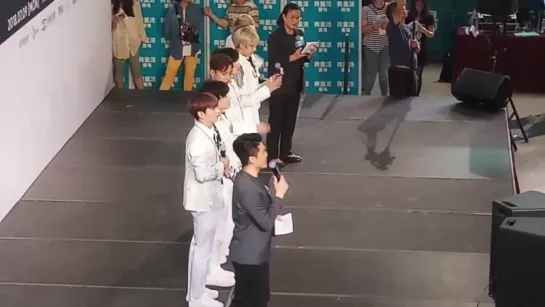 [Fancam][09.07.2018] Press conference  The 2nd World Tour "THE CONNECT" i