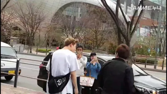 [Fancam][03.04.2018] Jooheon leaving SBS