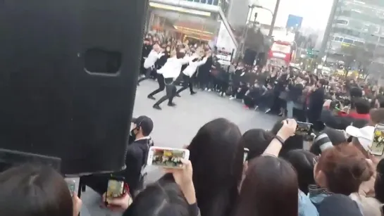 [Fancam][27.03.2018] MONSTA X filming for 1theK 'Run To You' at Sinchon