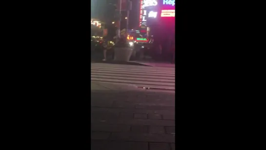 [Fancam][14.07.2017] Jooheon and I.M in Time Square (New York)