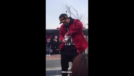 [Fancam][25.03.2017] Mini-fanmeeting Music Core (Jooheon)