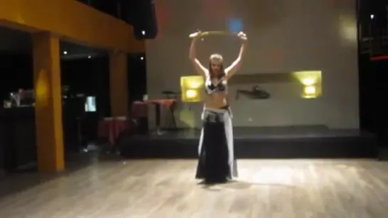 Sword belly dance 3849