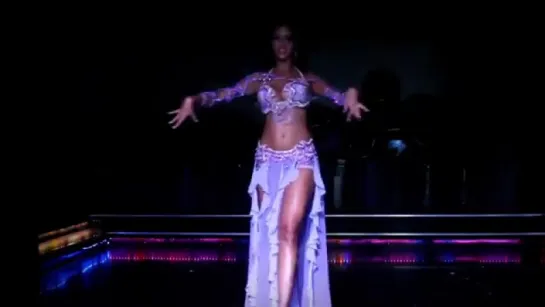 Juliana Camargo Bellydancer 3691