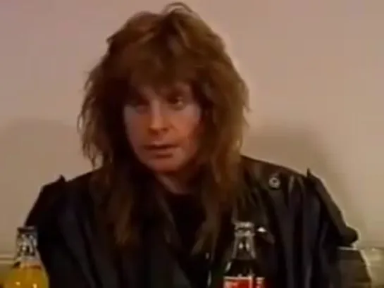 Ozzy Osbourne at a press conference in Helsinki, Finland, 1989| History Porn