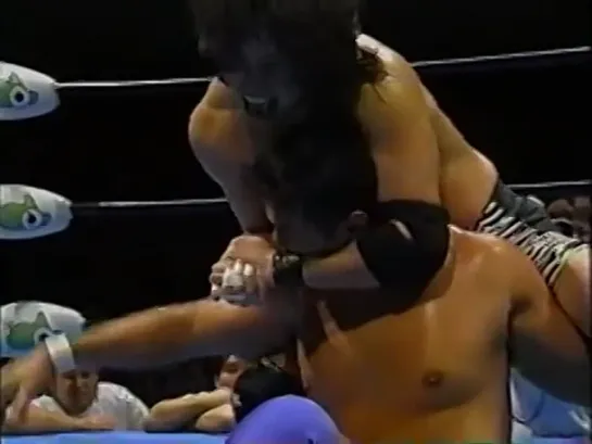 Mitsuharu Misawa & Yoshinari Ogawa (c) vs. Jun Akiyama & Kenta Kobashi - 23.10.1999 (AJPW Giant Series 1999 - Day 11)