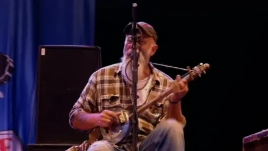 Seasick Steve - John Paul Jones - Dan Magnusson Glastonbury 2013