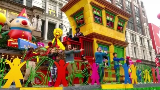 Macy's Thanksgiving Day Parade / Парад в честь дня Благодарения  (New York, 2015)