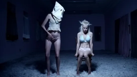 † DiE AnTwOoRd † CooKiE ThuMpEr