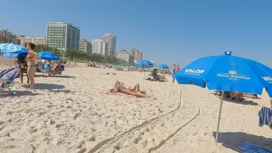 CARNIVAL in BRAZIL - RIO DE JANEIRO - Leblon BEACH Walk