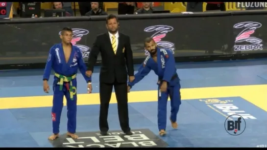 Bruno Malfacine vs Lucas Pinherio #ibjjfpan17