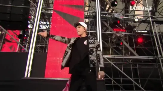 J-Hope (BTS) & Yugyeom (GOT7) - Dance Performance @ LeTV Dream Concert 2015