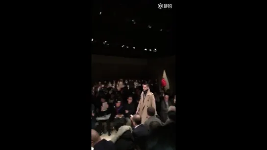 160111 Kris Wu Yi Fan as Runway Model for Burberry Menswear Fashion Show