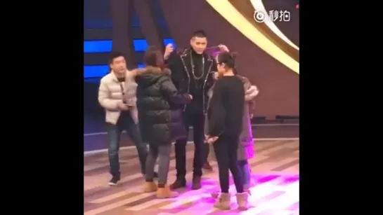 160108 Wu Yi Fan Kris @ Jings talk show ending