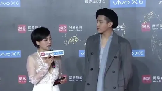 📹 151230 #Kris #WuYifan @ NetEase Attitude Awards Red Carpet