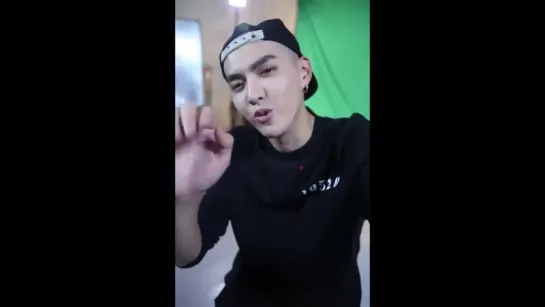 150827 Wu Yi Fan @ Facetime Call for Tencent WeFire