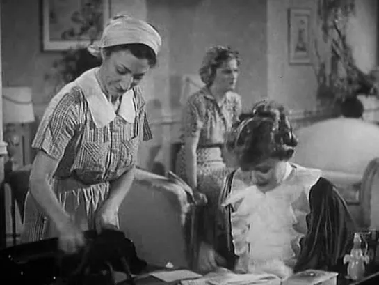 Maid's Night Out (1938) Ben Holmes