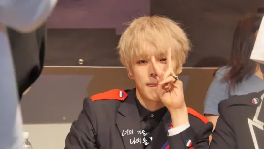 [FC|VK][24.05.2015] MONSTA X| FANSIGN| JONGRO (MINHYUK)