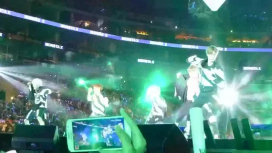 [FC|VK][01.08.2015] Monsta X - No Exit (KCON 2015 LA) (ResidentHepCat)