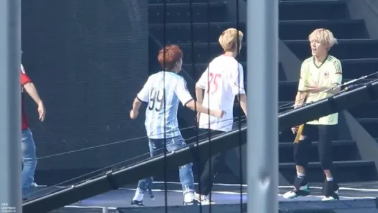 [FC|VK][17.10.2015] Monsta X - Rush Rehearsal Incheon Kpop Concert (Hyungwon)