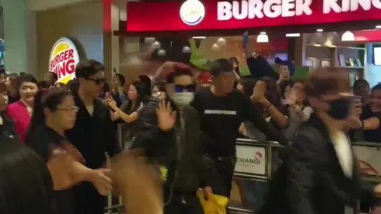 [FC|VK][06.12.2015] Monsta X Changi Airport