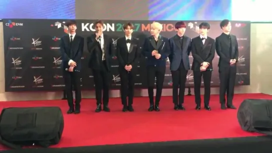 [Fancam][18.03.2017] @ MONSTA X Red Carpet  KCON 2017 in Mexico