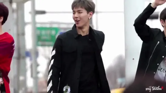 [Fancam][25.03.2017] Mini-fanmeeting Music Core (Shownu)