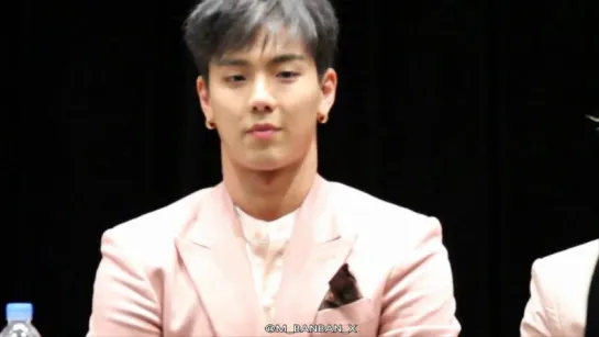 [Fancam][02.04.2017] Incheon Fansign (Shownu)