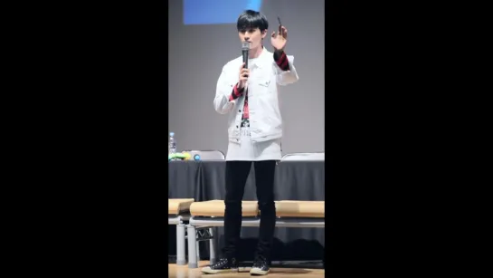 [Fancam][16.04.2017] Yoido Fansign (IM)