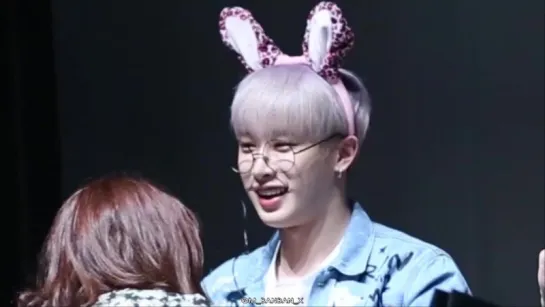 [Fancam][16.04.2017] Yoido Fansign (Wonho)